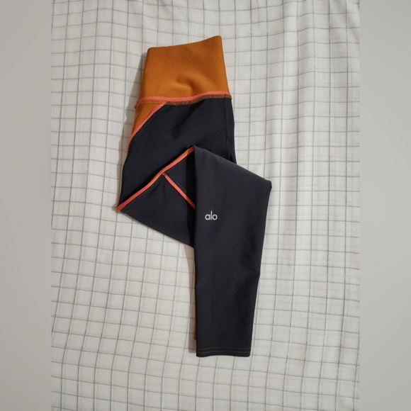 ALO Yoga Pants - Alo Women's Leggings